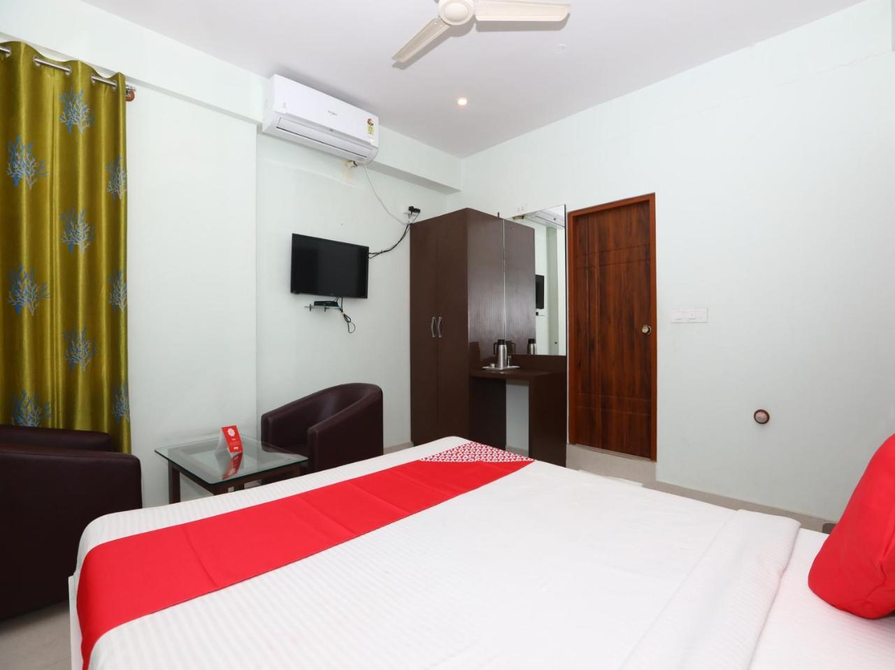 Golden Residency Hotel Mysore Luaran gambar