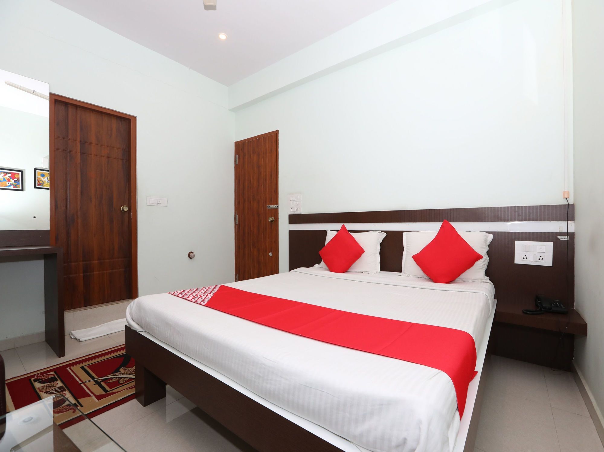Golden Residency Hotel Mysore Luaran gambar