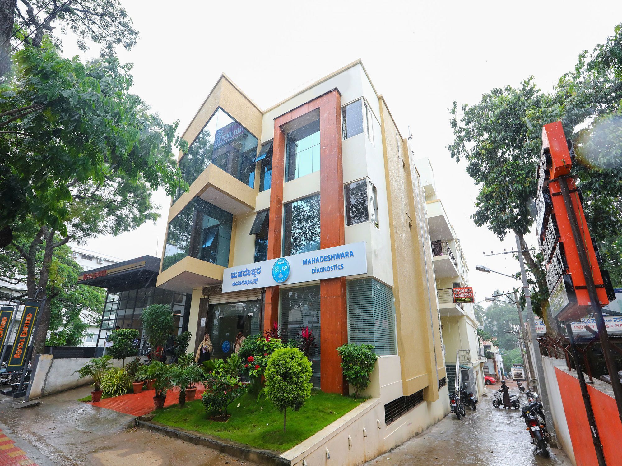 Golden Residency Hotel Mysore Luaran gambar